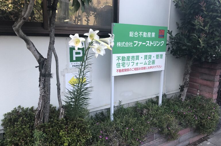 E12DC1EF-FCE4-4A67-A1AE-B2305084D79D